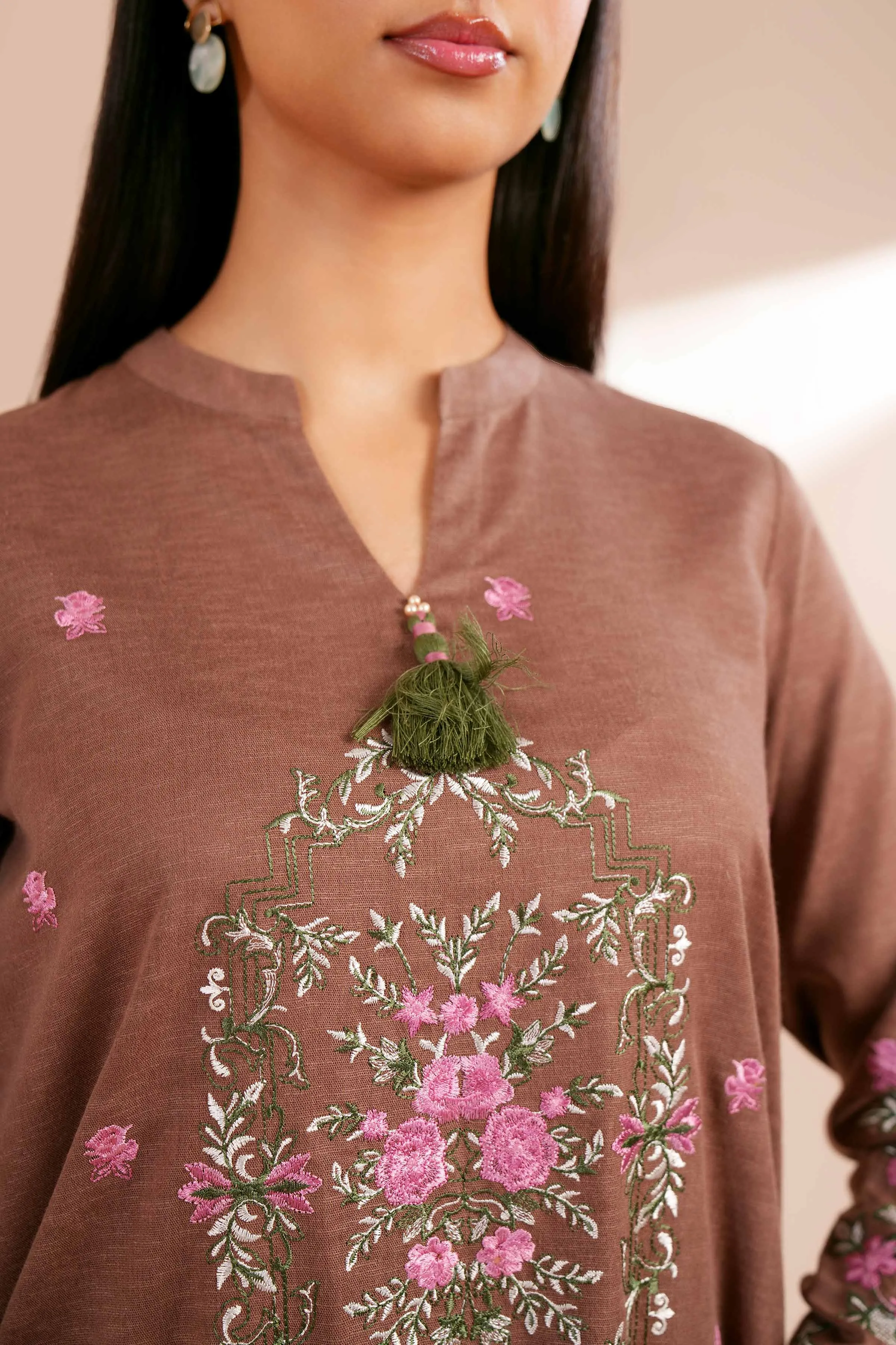 3 Piece - Embroidered Suit - 42404266
