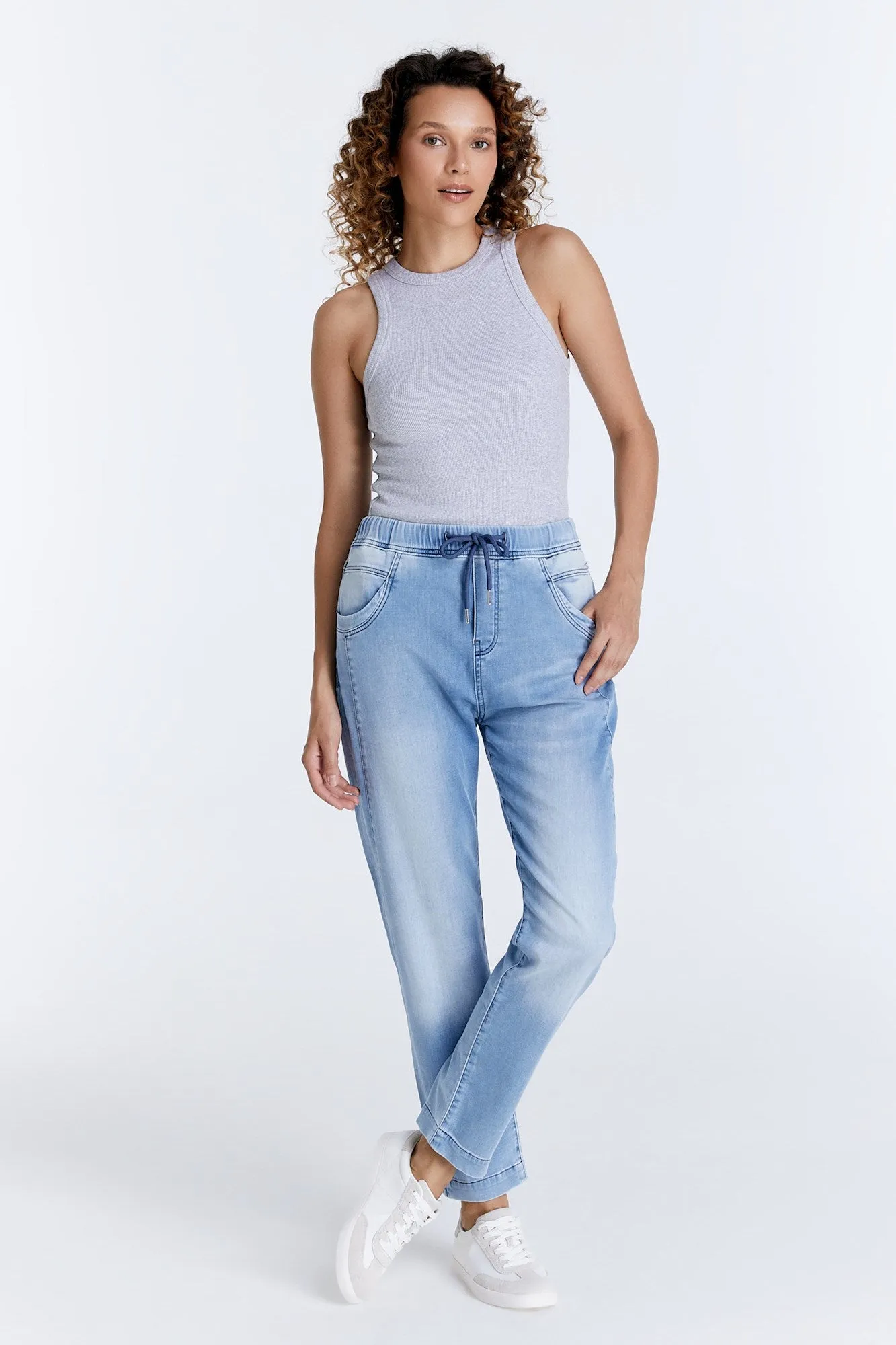 Ella Mid Waist Jogger 5 Pocket Ankle Jeans Light Blue Denim