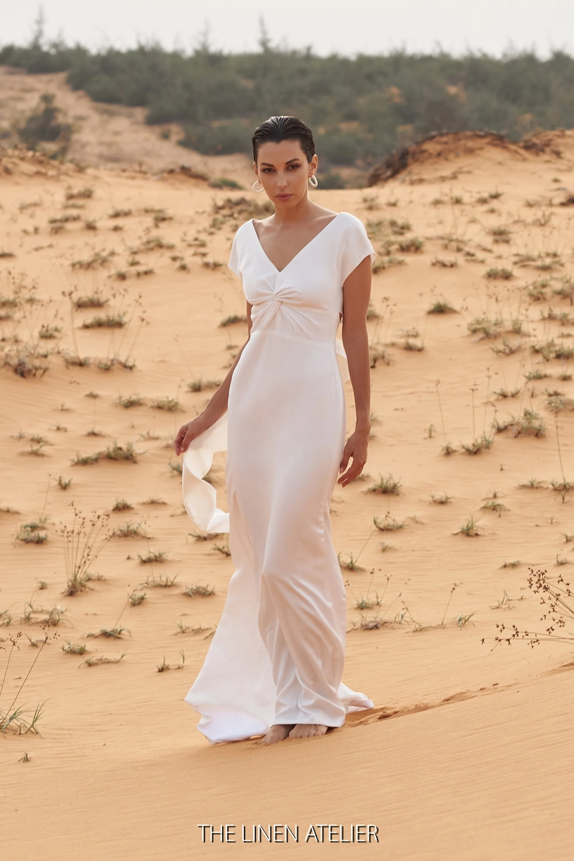 MACKENZIE Elegant Bow Tie Satin Wedding Dress