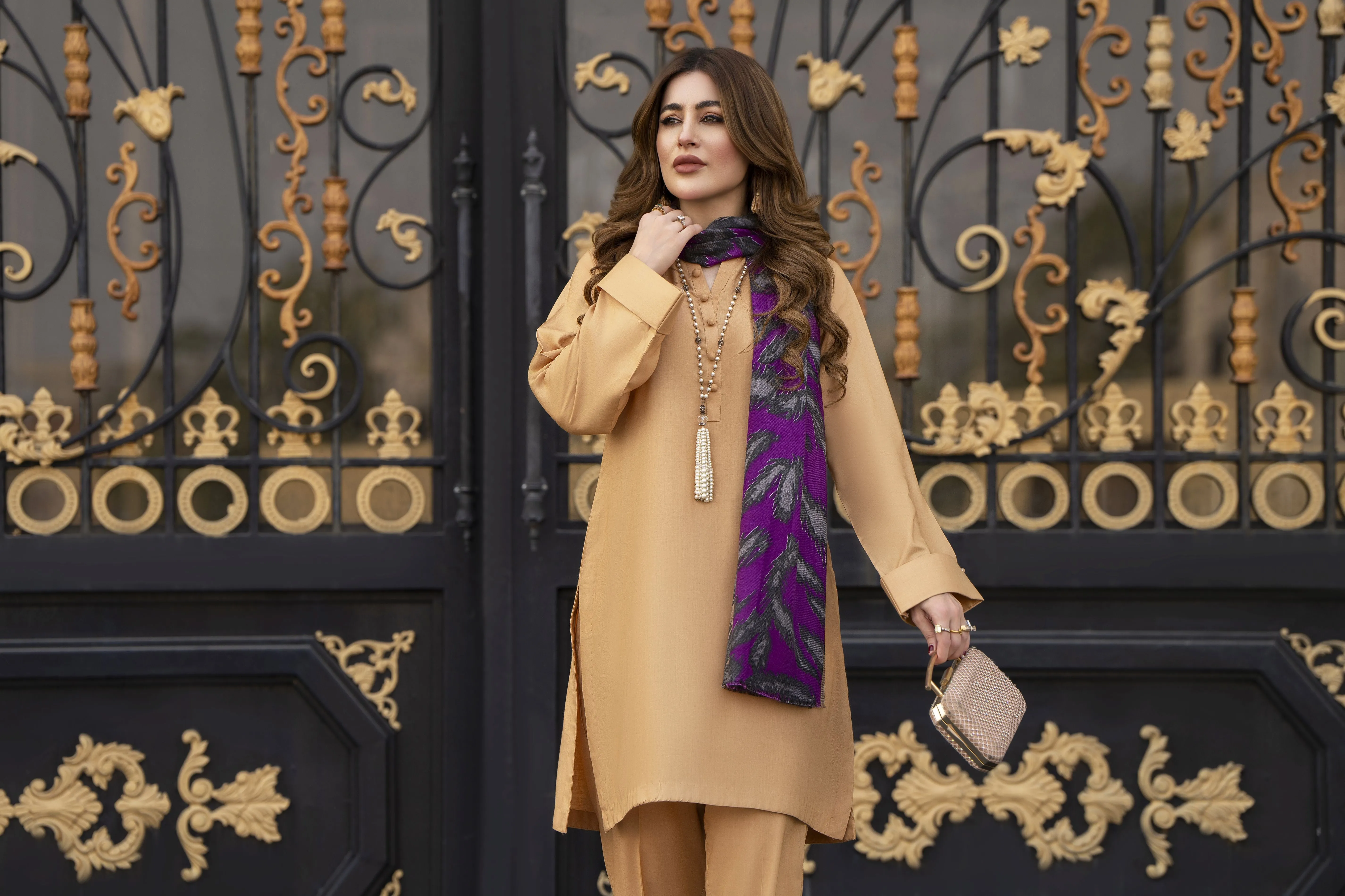 Winter Linen Dress With Wool Stole by Miski WDW3